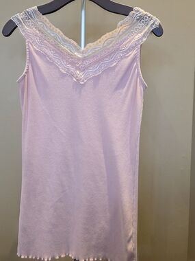 Women's Lace-Trim Sleeveless Shirt - Light Pink